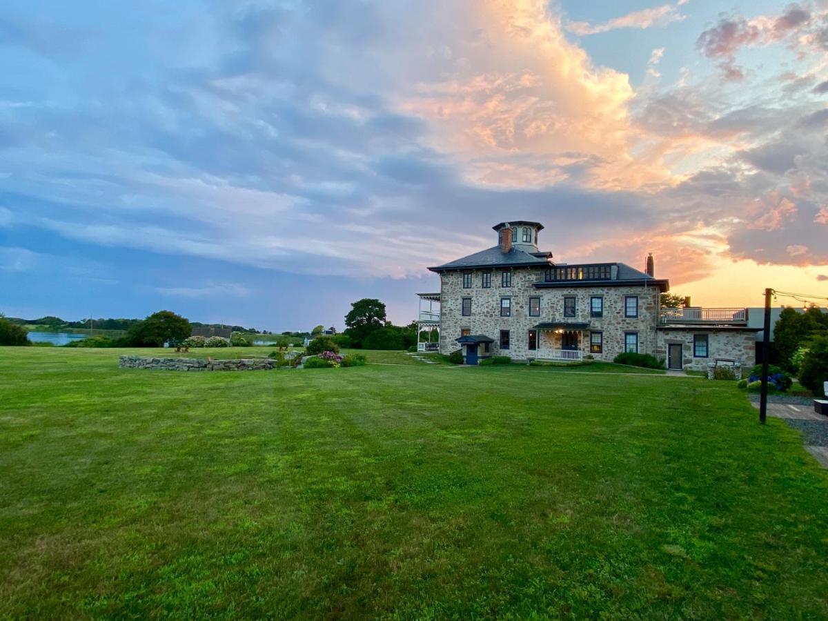 Stone House Inn Little Compton Экстерьер фото